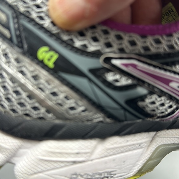 Oasis's women’s athletic shoes size 7.5 - Picture 9 of 10